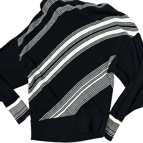 Free People Spectrum Black White Striped Pullover Sweater Off Shoulder Medium - Picture 3 of 11